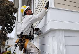 How To Choose The Right Materials for Your Siding Installation in 'Waverly, MI